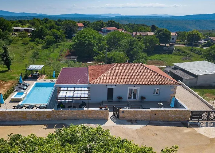 Imela Semesterbostad *