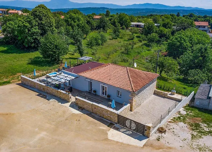 Imela Semesterbostad